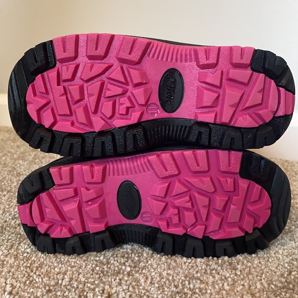 Pink Snow Trekker Boots ❄️ - Picture 5 of 9